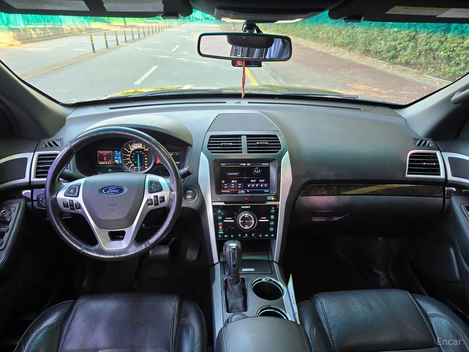 Ford Explorer 3.5 V6\4x4\ТОП ЦЕНА, снимка 9 - Автомобили и джипове - 55622931