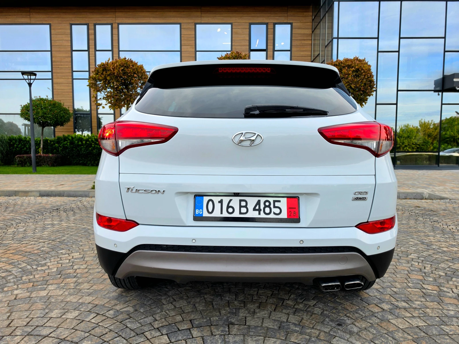 Hyundai Tucson 2.0CRDI* 4×4* KOJA* PANORAMA* , снимка 6 - Автомобили и джипове - 56224255