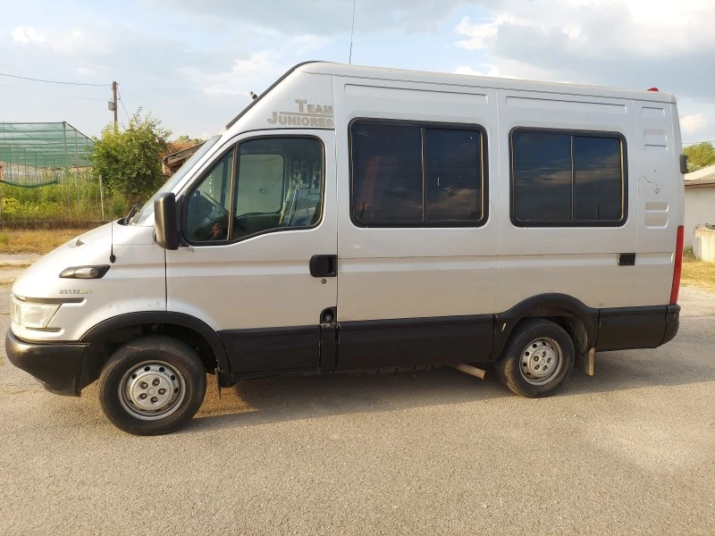 Iveco Daily, снимка 3 - Бусове и автобуси - 46787923