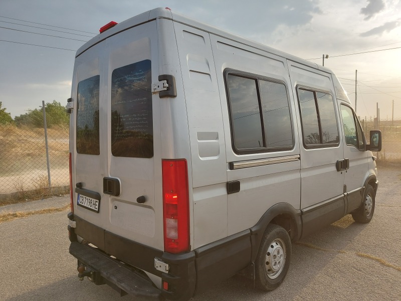 Iveco Daily, снимка 6 - Бусове и автобуси - 46787923