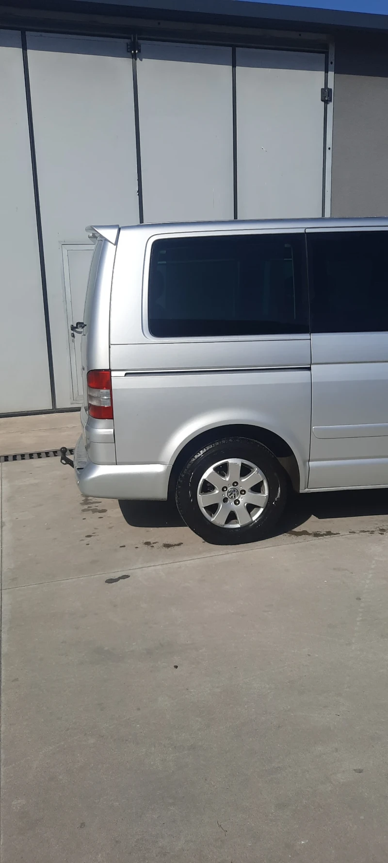 VW Multivan, снимка 11 - Бусове и автобуси - 47702242