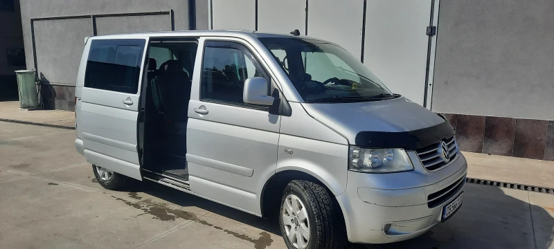 VW Multivan, снимка 1 - Бусове и автобуси - 47702242