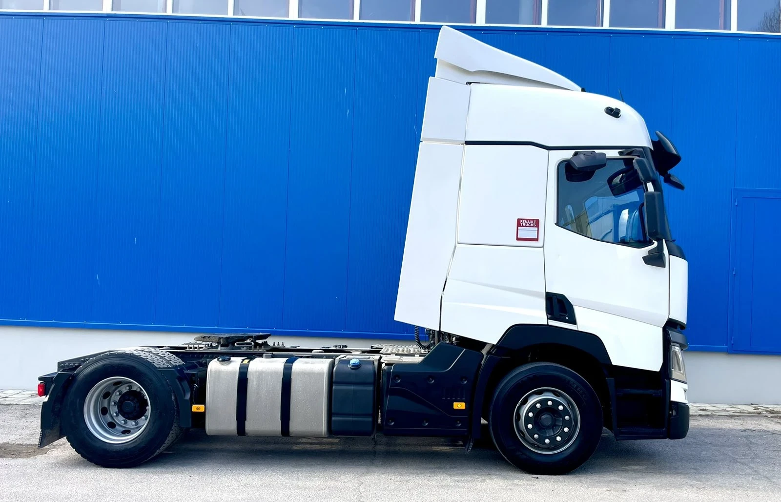 Renault T  - изображение 3