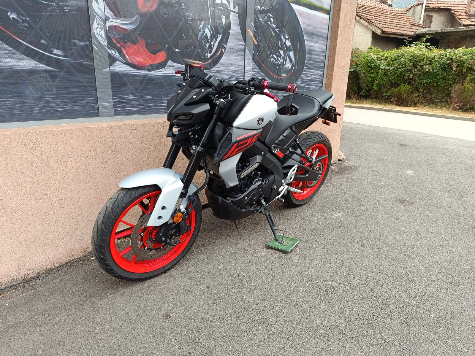 Yamaha Mt-01 125i ABS LED, снимка 12 - Мотоциклети и мототехника - 56111838