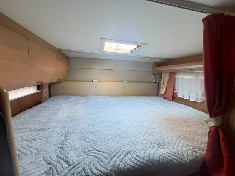 Кемпер Burstner Elegance 821 2.8, снимка 7 - Каравани и кемпери - 53099891