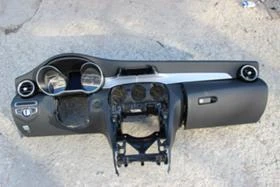 Интериор и аксесоари за Mercedes-Benz C 220, снимка 2