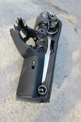 Интериор и аксесоари за Mercedes-Benz C 220, снимка 4