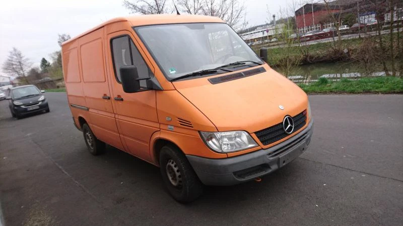 Двигател за Mercedes-Benz Sprinter, снимка 1 - Части - 22085154