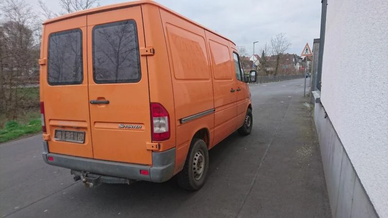 Двигател за Mercedes-Benz Sprinter, снимка 2 - Части - 22085154