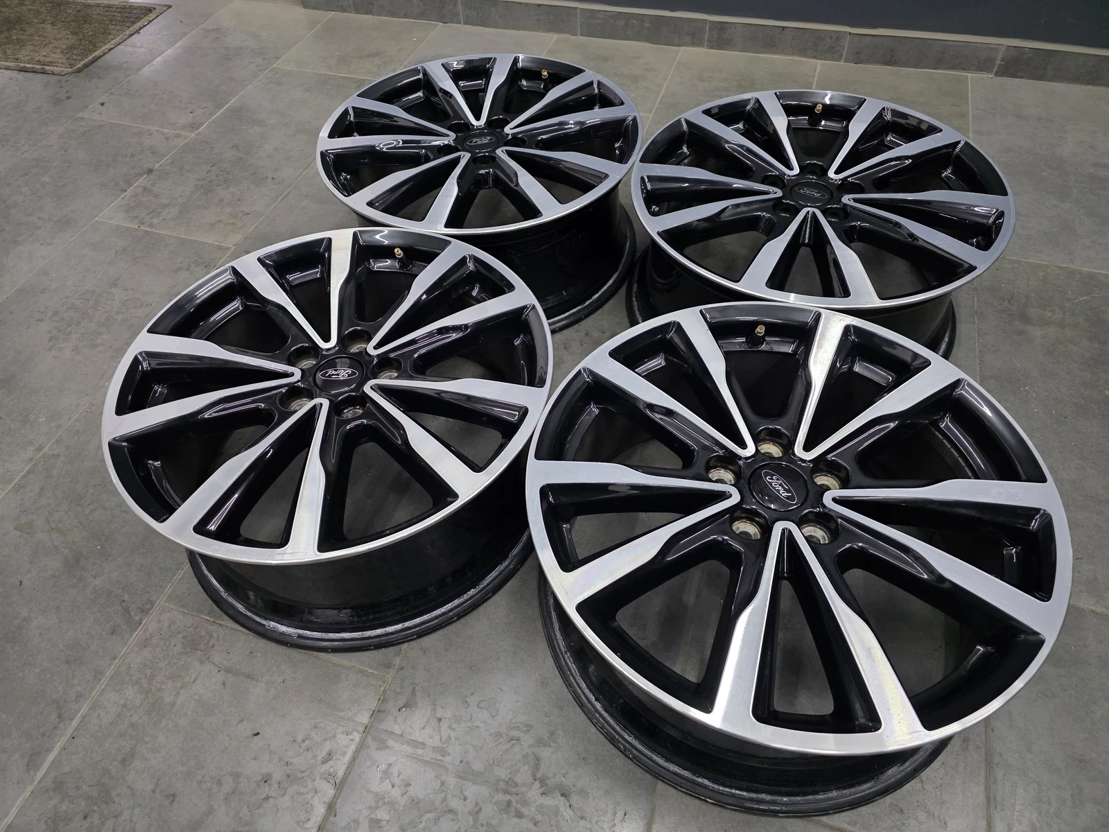 Джанти за Ford, снимка 4 - Гуми и джанти - 56716478