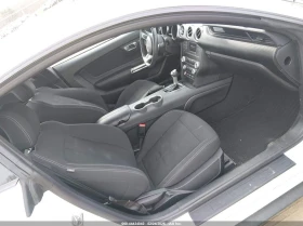 Ford Mustang 2.3l Ecoboost Fastback, снимка 5
