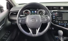 Toyota Camry 2.5* HYBRID* ПОДГРЕВ* КАМЕРА* КЕЙЛЕС* , снимка 9