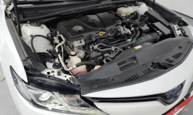 Toyota Camry 2.5* HYBRID* ПОДГРЕВ* КАМЕРА* КЕЙЛЕС* , снимка 17
