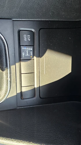 VW Golf 1.6i-BIFUEL-ЗАВОДСКА ГАЗ, снимка 9