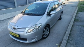 Toyota Auris 1.6-132k.с.топ състояние , снимка 1