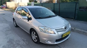 Toyota Auris 1.6-132k.с.топ състояние , снимка 9