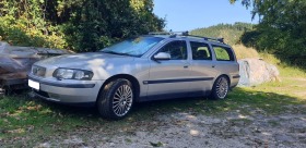 Volvo V70 2.3, снимка 1 - Автомобили и джипове - 45915264