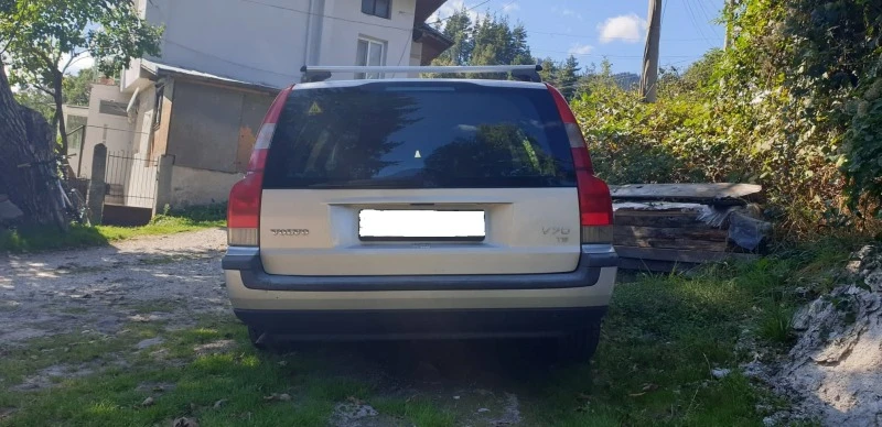 Volvo V70 2.3, снимка 7 - Автомобили и джипове - 47220651