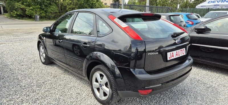 Ford Focus 1.6-115кс. КЛИМА, снимка 9 - Автомобили и джипове - 45489925