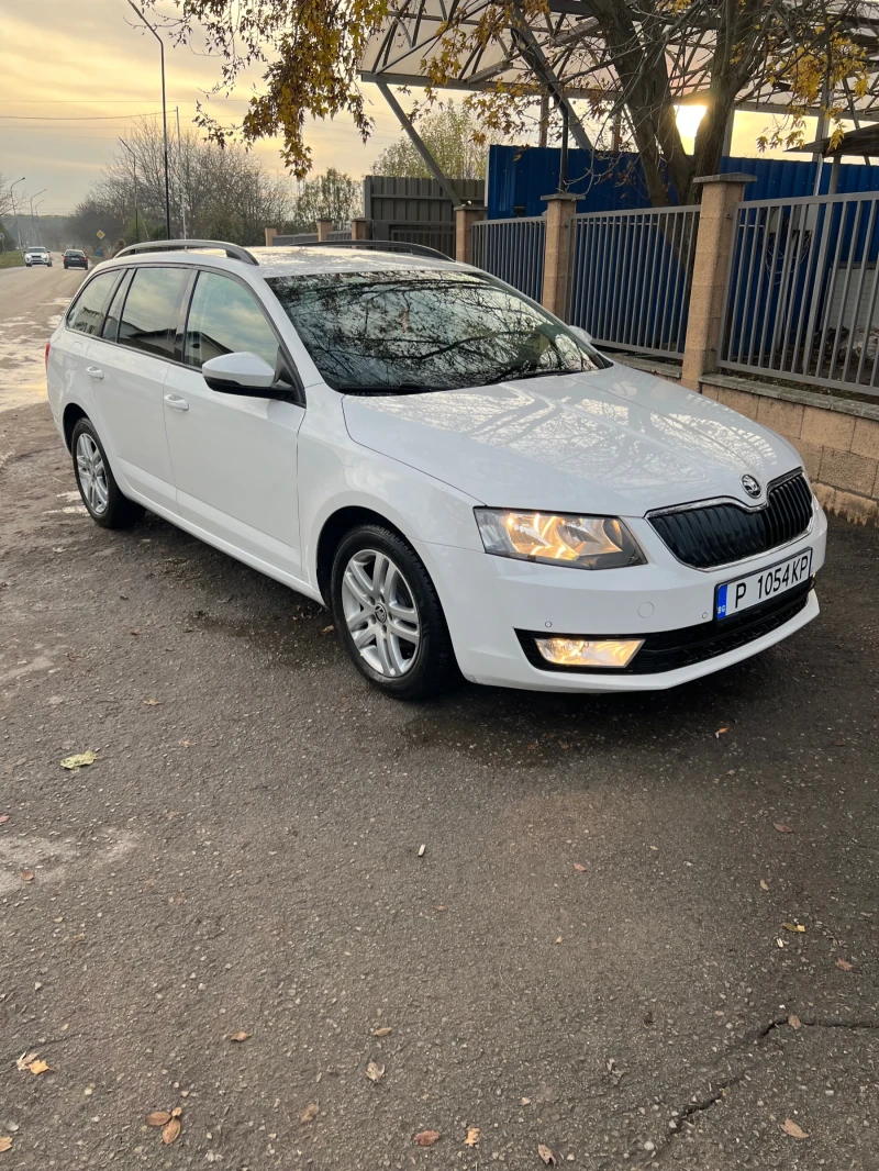 Skoda Octavia 1.6 TDI, снимка 3 - Автомобили и джипове - 48135845