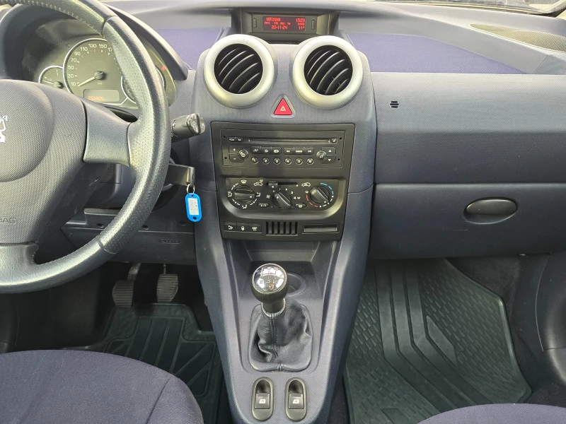 Peugeot 1007 1.4i 73 кс ЕВРО 4 83905 км. , снимка 14 - Автомобили и джипове - 48043520