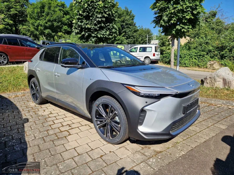 Toyota bZ4X BEV/218HP/LOUNGE/PANO/MEMO/360/JBL/LED/KLESS/525g, снимка 5 - Автомобили и джипове - 52235602