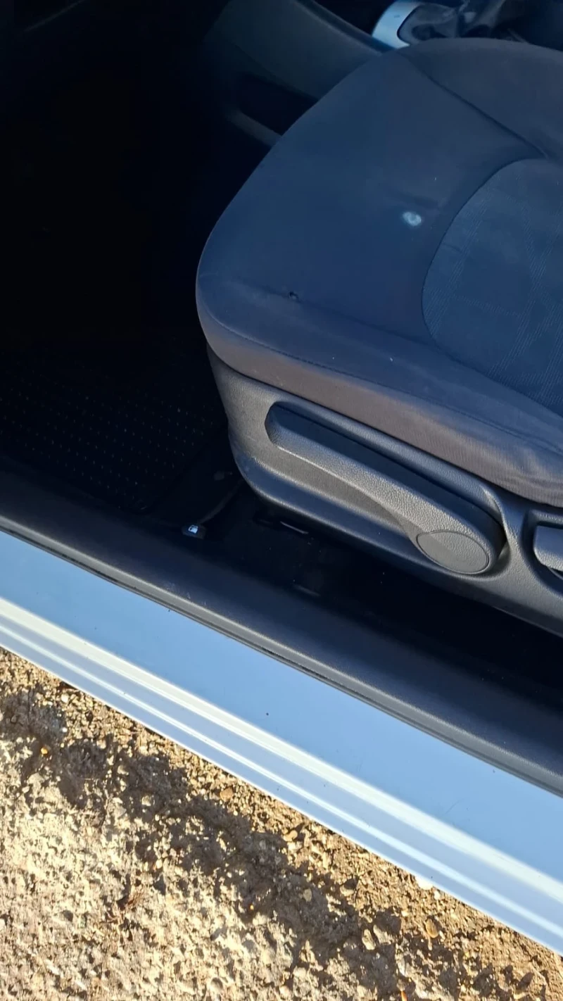 Kia Rio, снимка 8 - Автомобили и джипове - 52680106