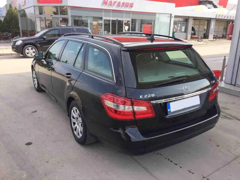 Mercedes-Benz E 220 CDI/170 k.c., снимка 7 - Автомобили и джипове - 17577499