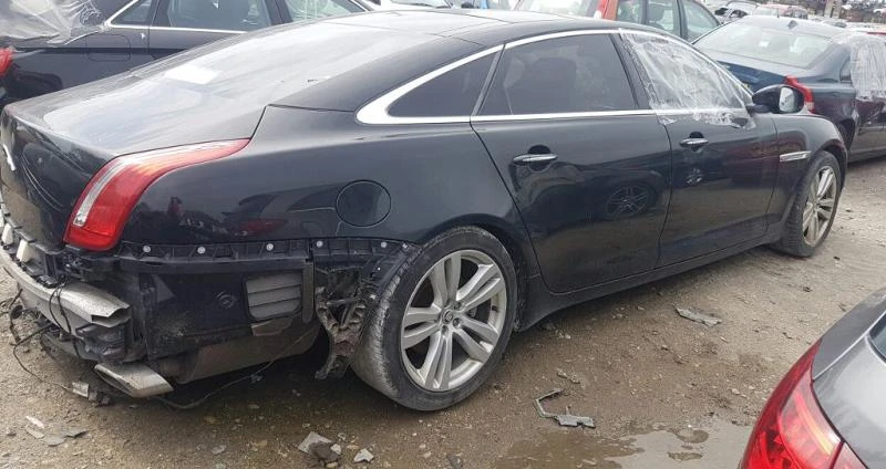 Jaguar Xj 3.0d части , снимка 3 - Автомобили и джипове - 25666024