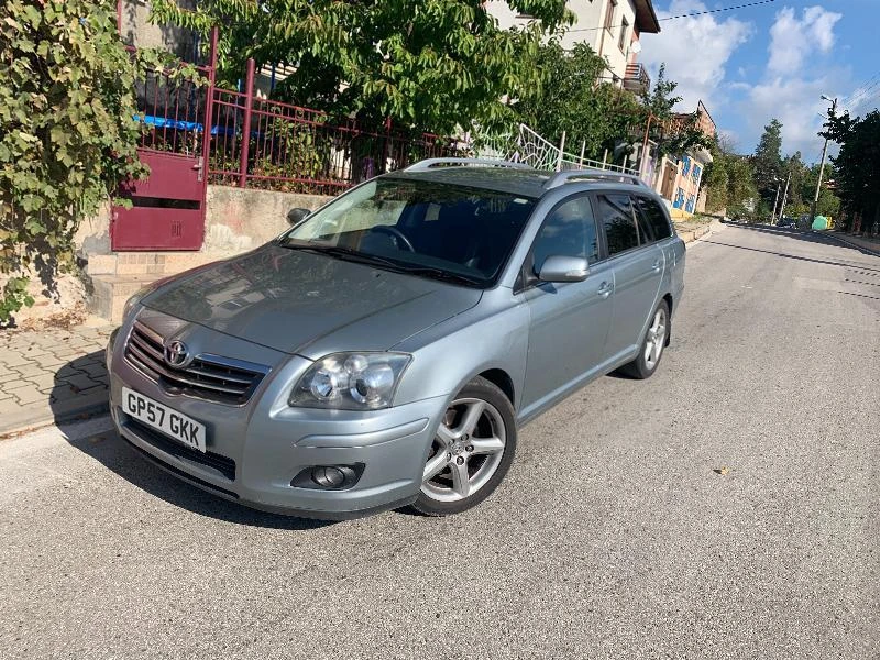 Toyota Avensis 2.2 D-CAT 177кс. НА ЧАСТИ - изображение 2