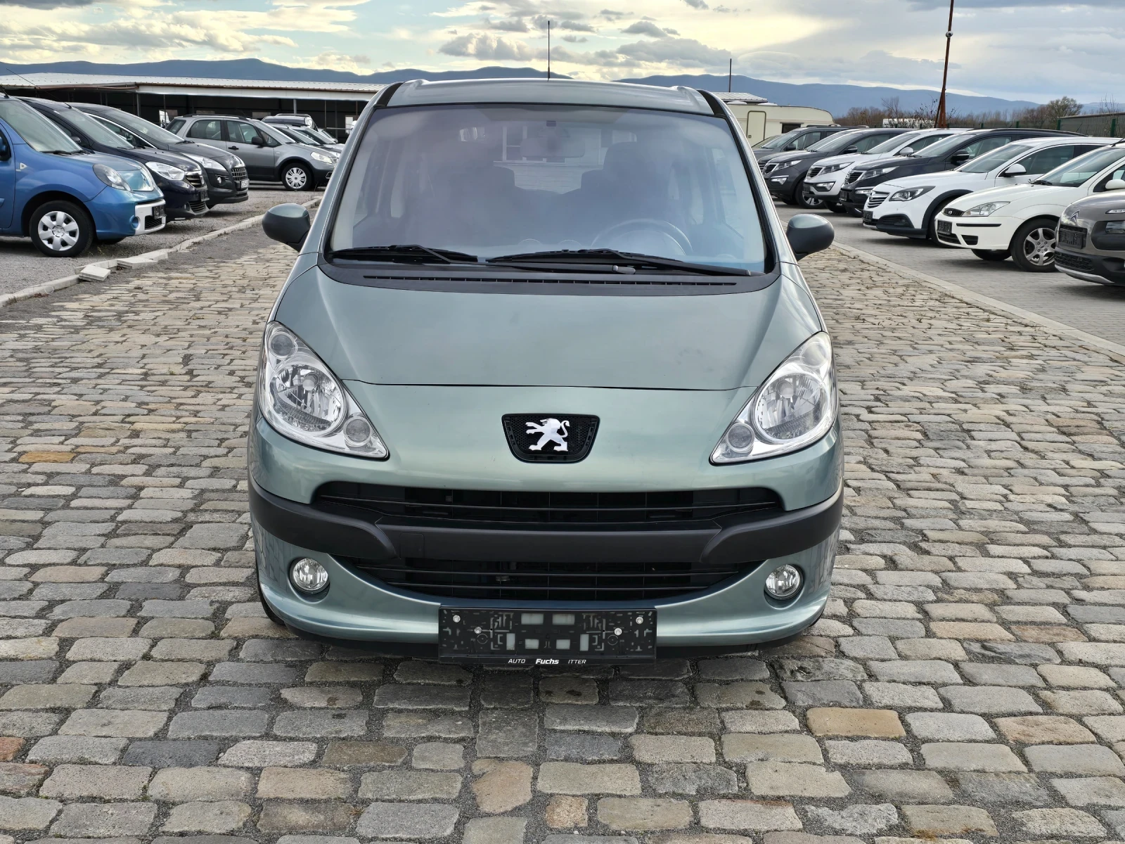 Peugeot 1007 1.4i 73 кс ЕВРО 4 83905 км.  - изображение 2