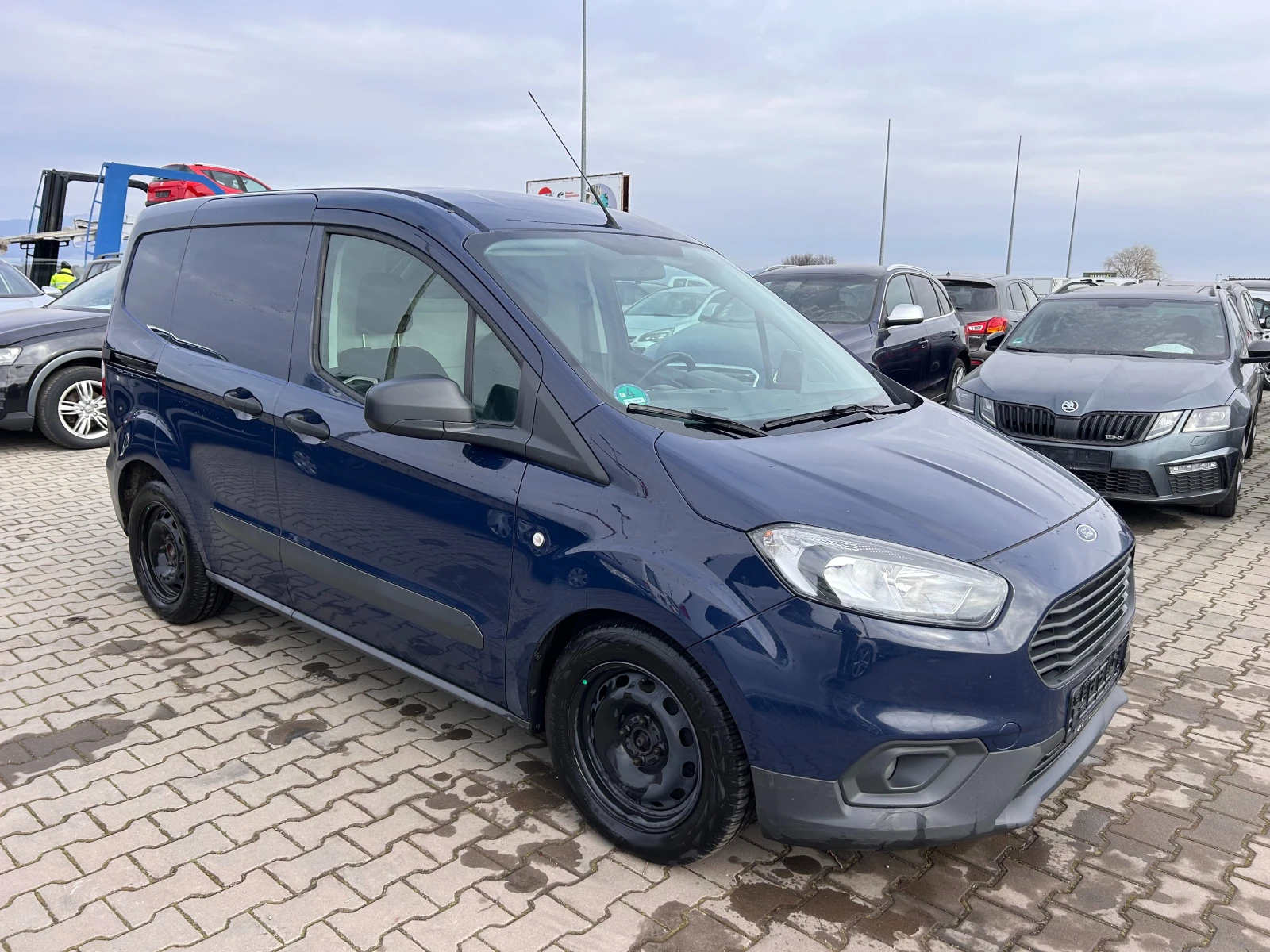 Ford Courier 1.5TDCI EURO 6 - изображение 4