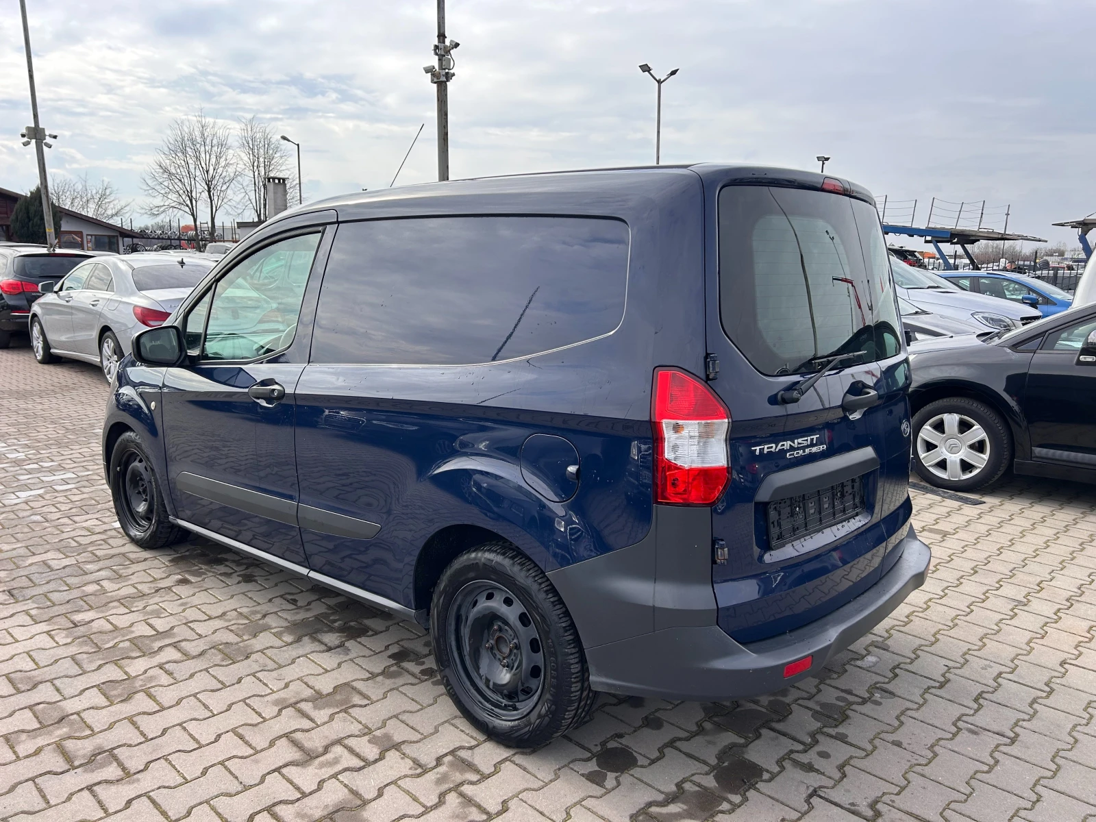 Ford Courier 1.5TDCI EURO 6 - изображение 10