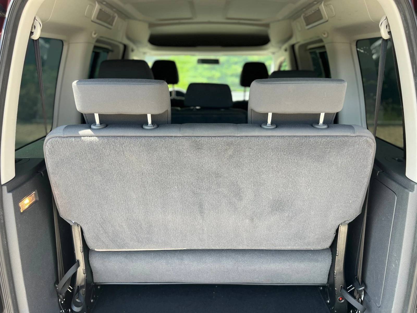 VW Caddy 1.6TDI-7места-Лизинг по 350лв | Mobile.bg — изображение 16