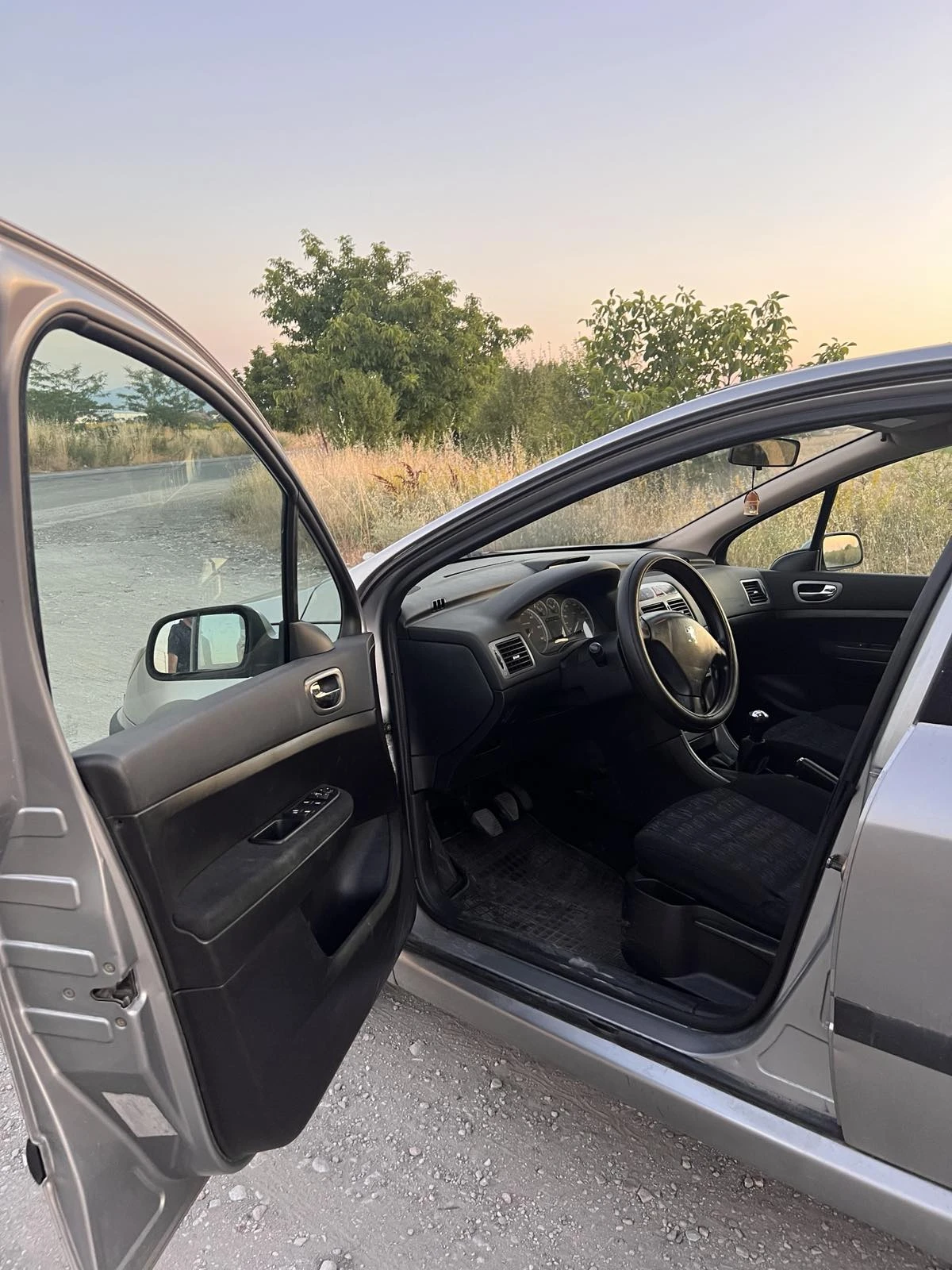 Peugeot 307 90 к.с. 2.0 HDI - изображение 6