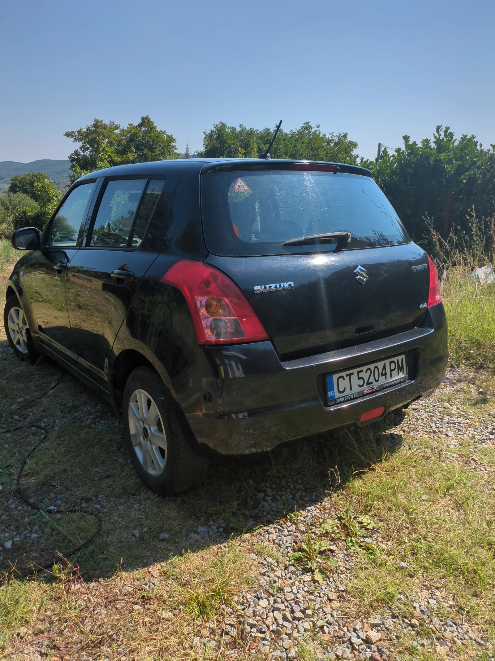 Suzuki Swift 1.3i - изображение 2