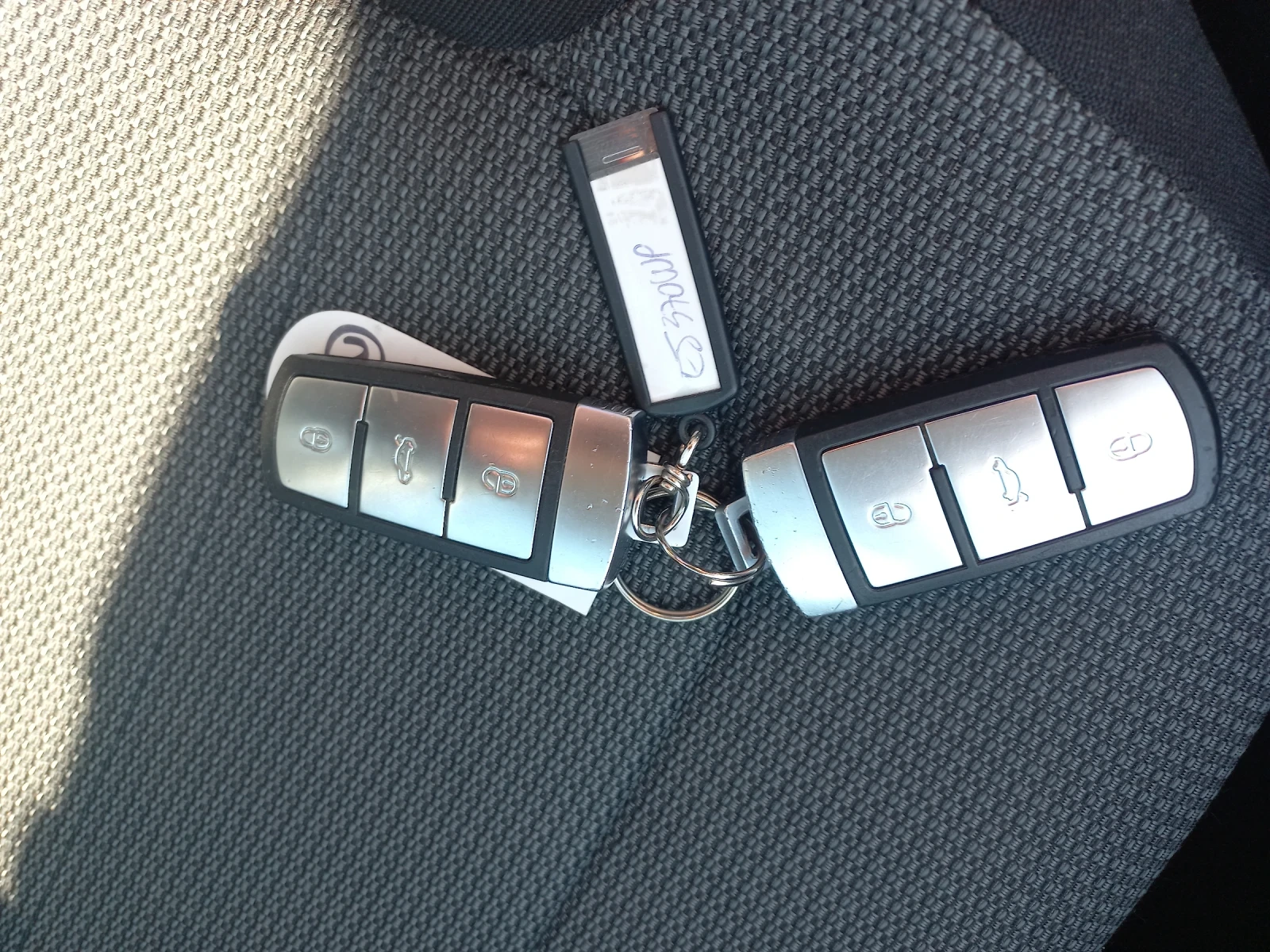 VW Passat 1, 6 TDI VARIANT  NAVI | Mobile.bg   16