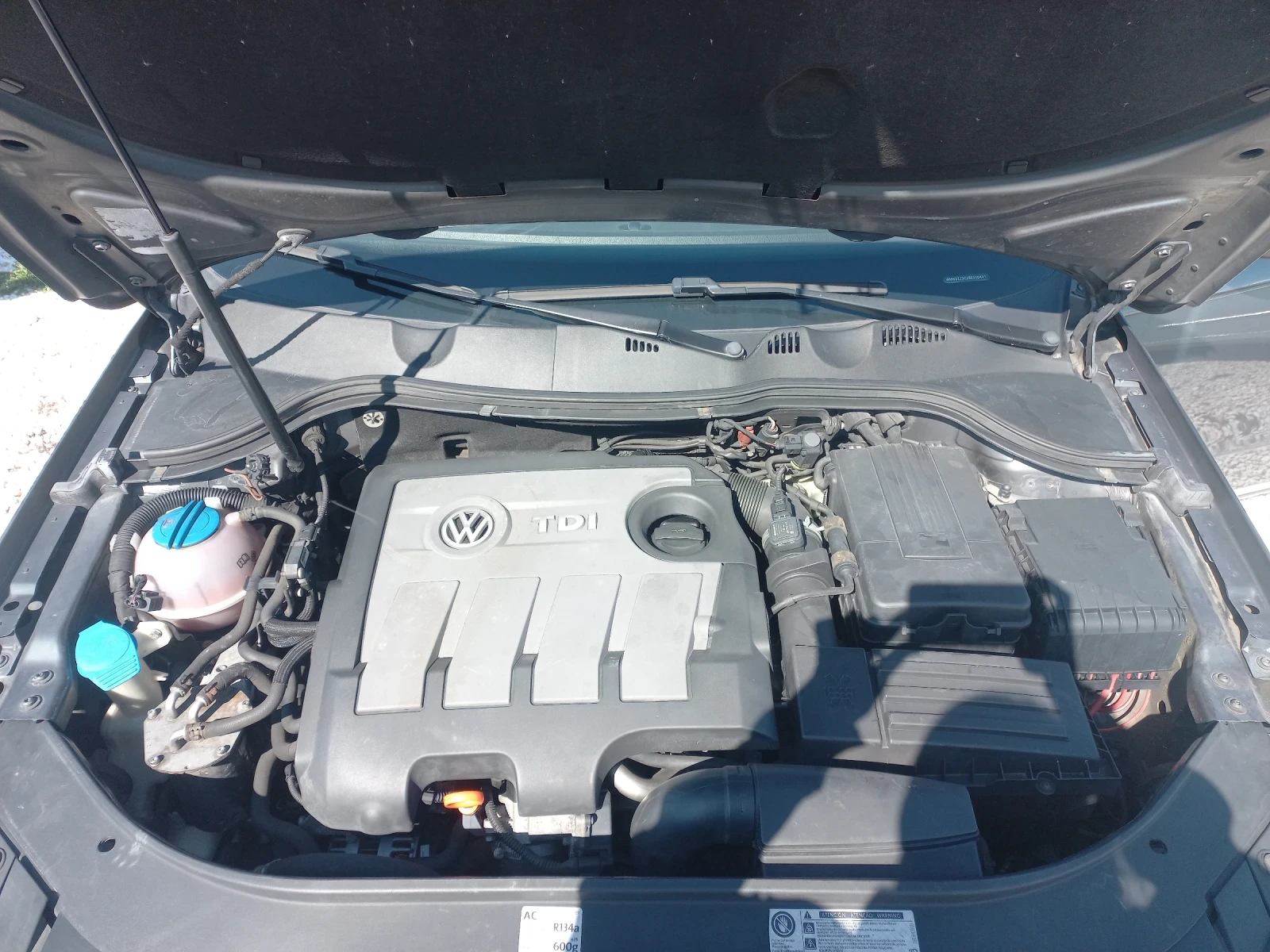 VW Passat 1, 6 TDI VARIANT  NAVI | Mobile.bg   17