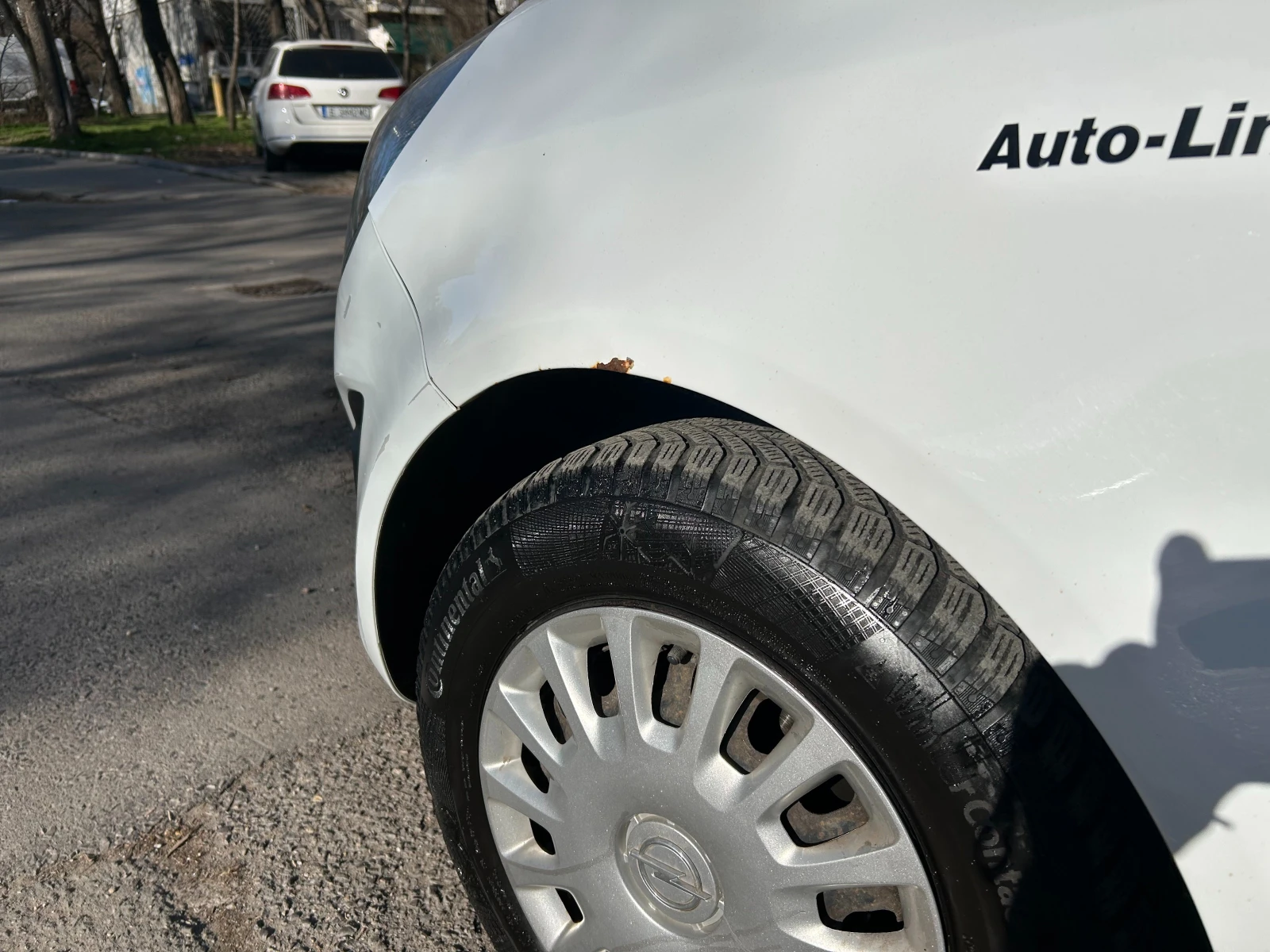 Opel Corsa 1.3 Ecoflex, снимка 15 - Автомобили и джипове - 53865178