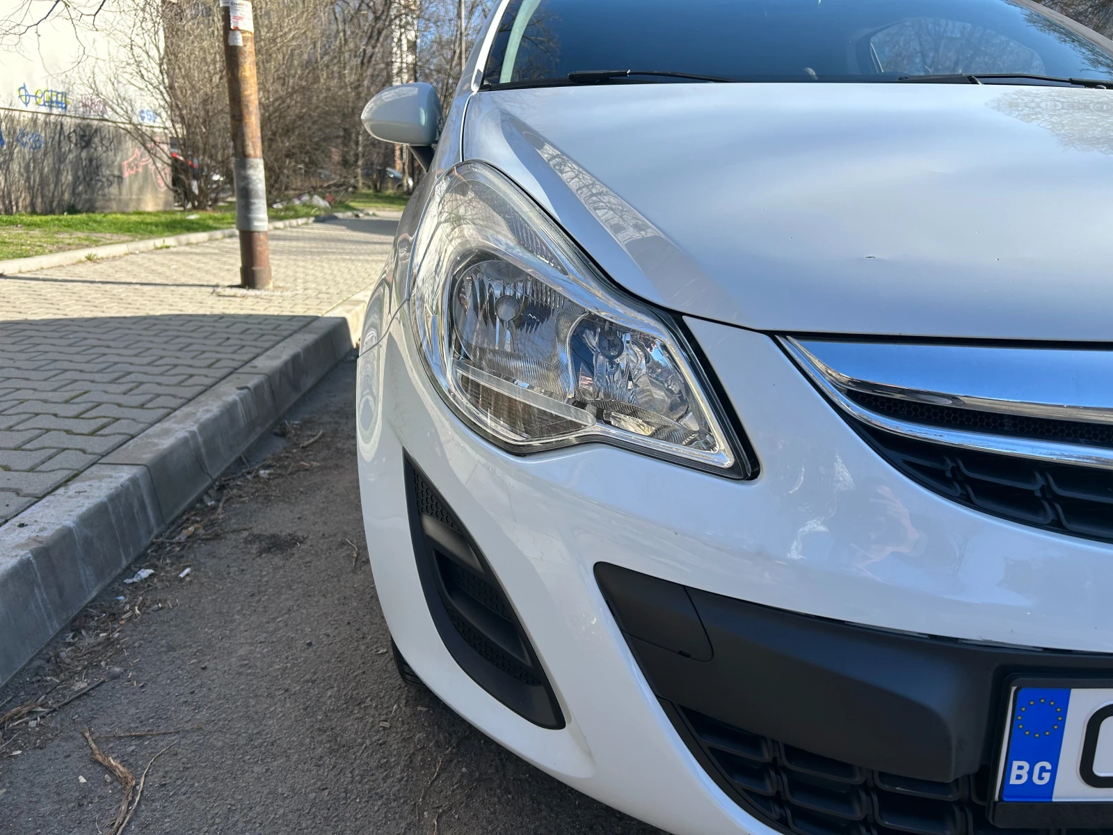 Opel Corsa 1.3 Ecoflex, снимка 14 - Автомобили и джипове - 53865178