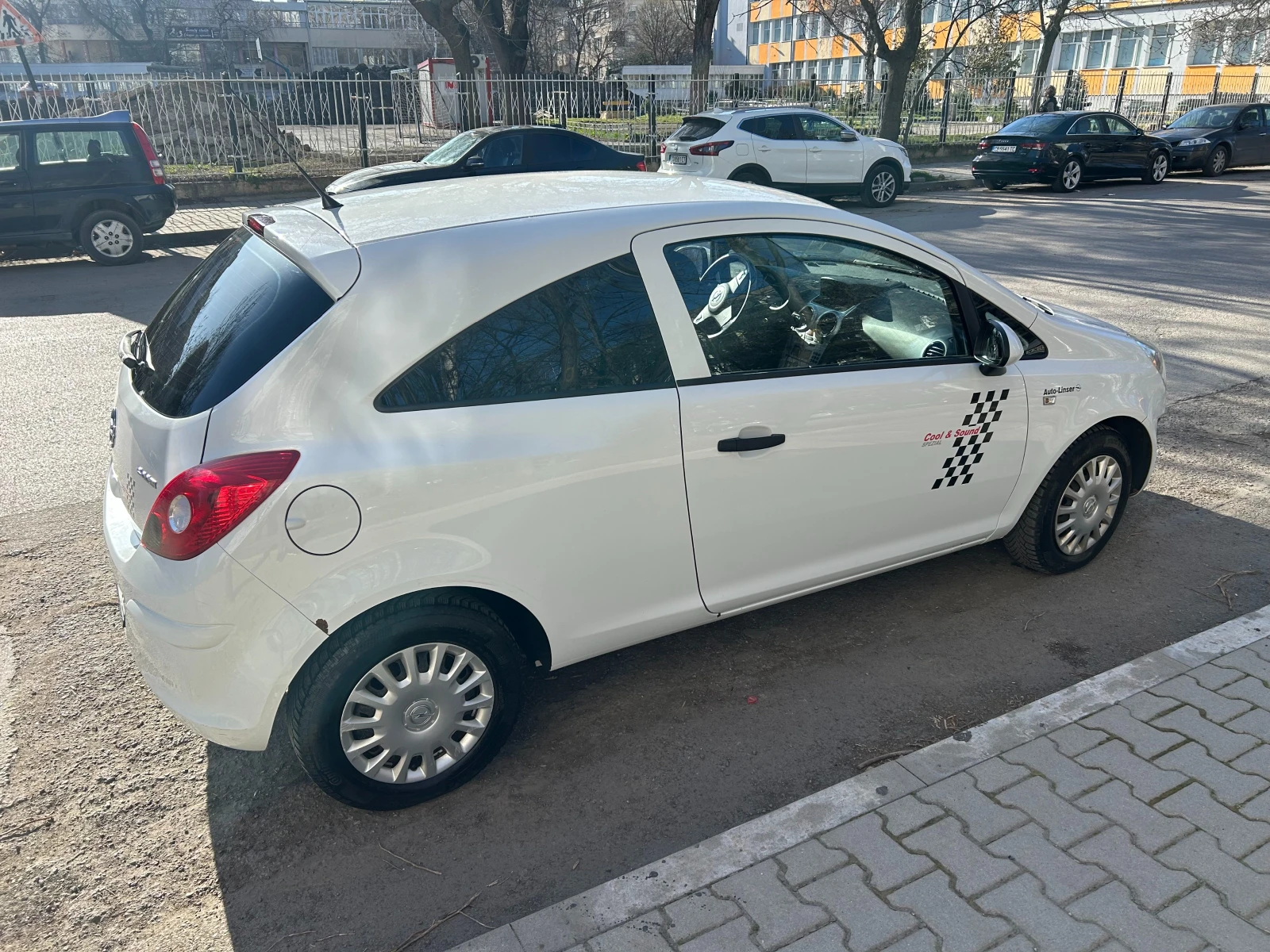 Opel Corsa 1.3 Ecoflex, снимка 2 - Автомобили и джипове - 53865178