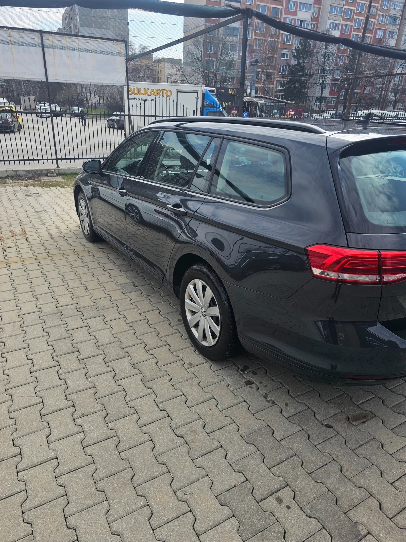 VW Passat, снимка 5 - Автомобили и джипове - 53870446