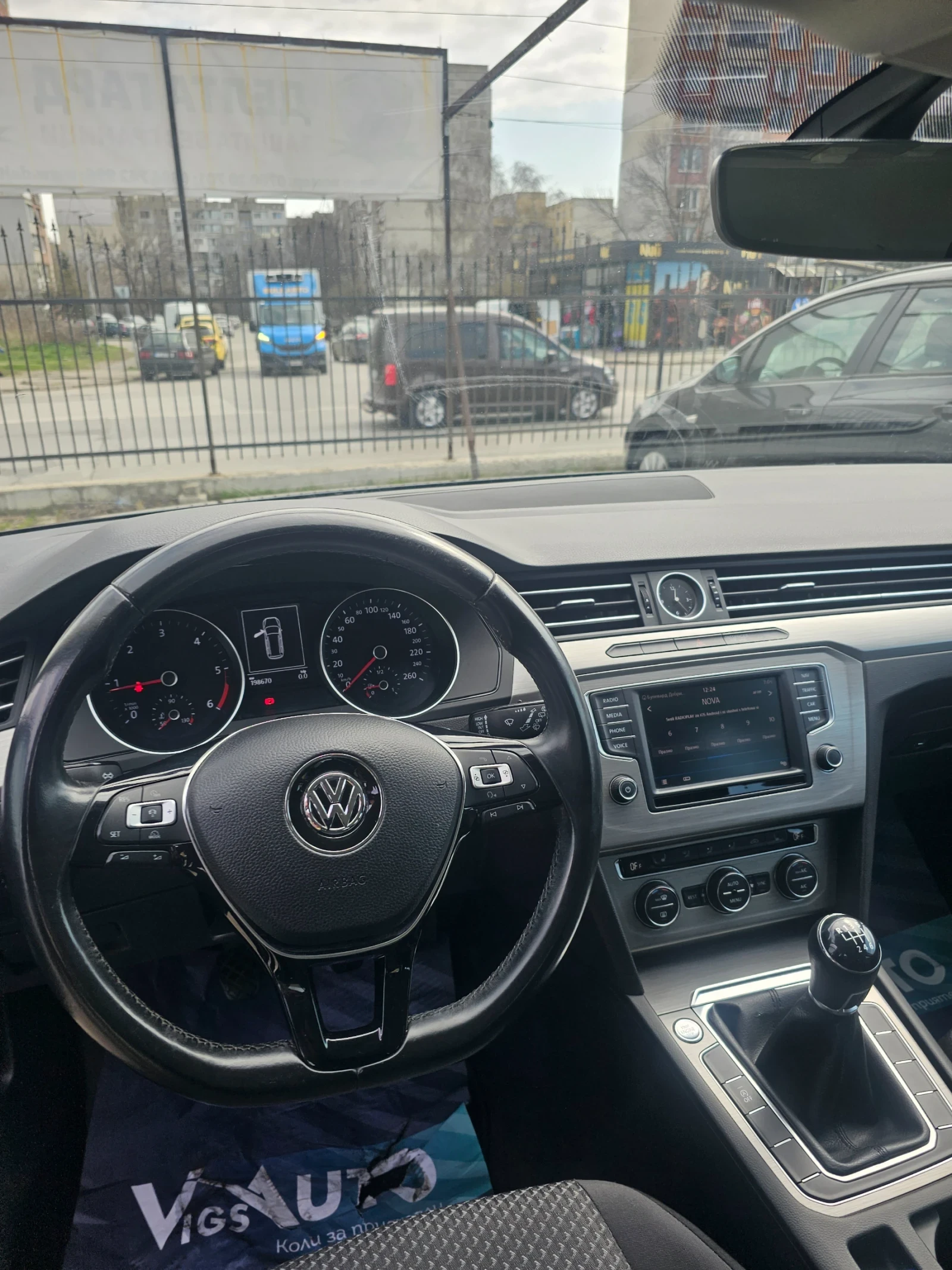 VW Passat, снимка 7 - Автомобили и джипове - 53870446
