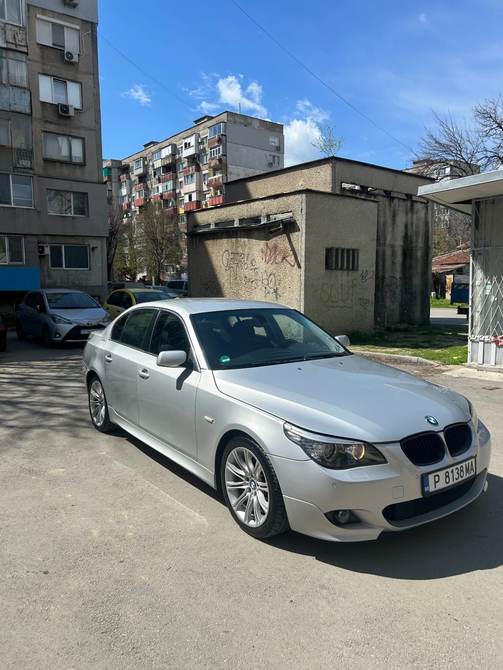 BMW 530 Фейслифт обслужен на задно, снимка 3 - Автомобили и джипове - 54153010