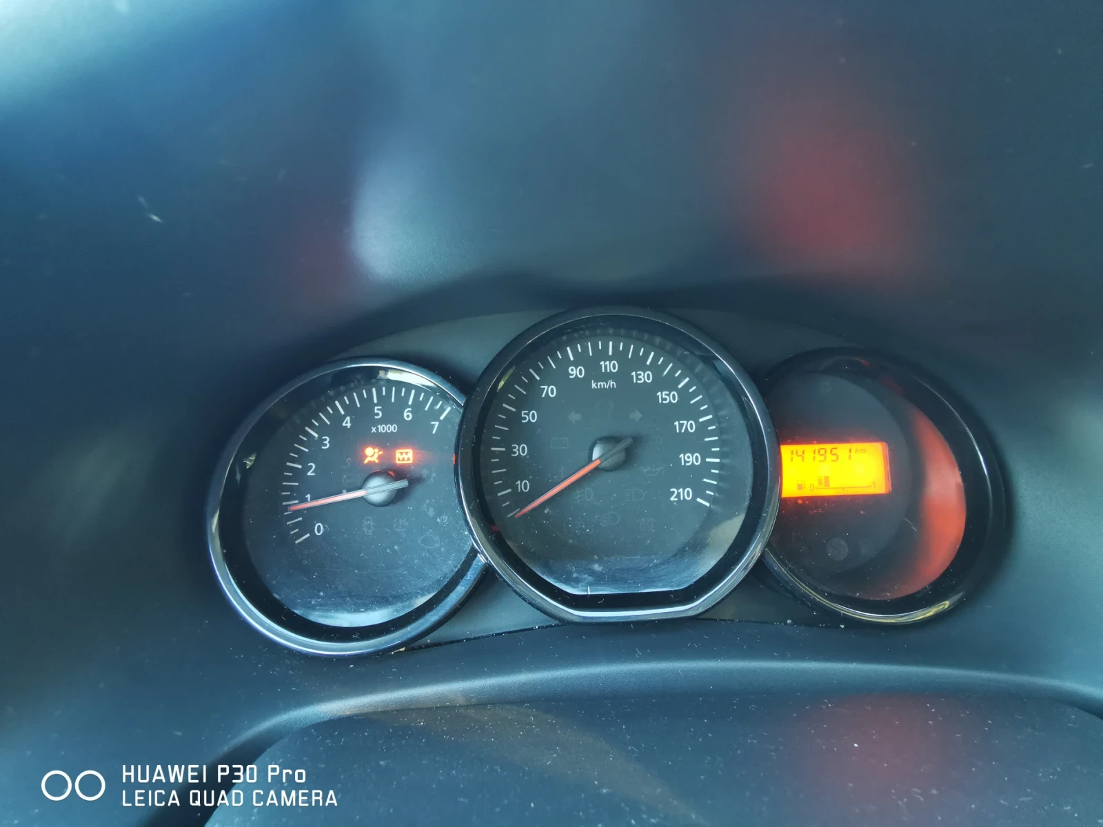 Dacia Sandero N1, снимка 14 - Автомобили и джипове - 54382977