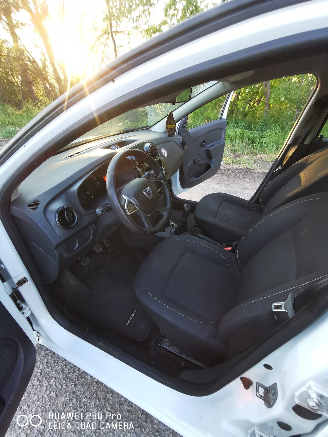 Dacia Sandero N1, снимка 13 - Автомобили и джипове - 54382977