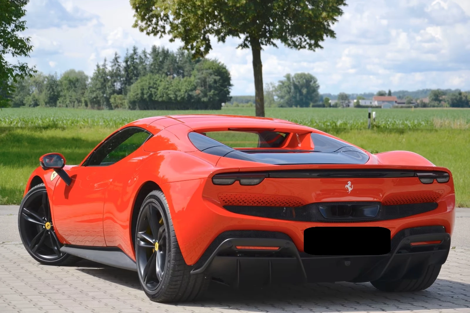 Ferrari 296 GTS /360/CARBON/HUD, снимка 8 - Автомобили и джипове - 54563771