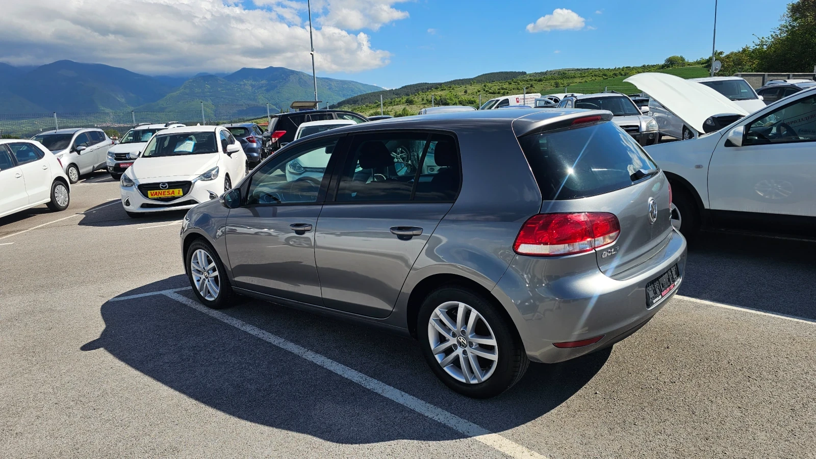 VW Golf 1.6i-BIFUEL-ЗАВОДСКА ГАЗ, снимка 6 - Автомобили и джипове - 54598005