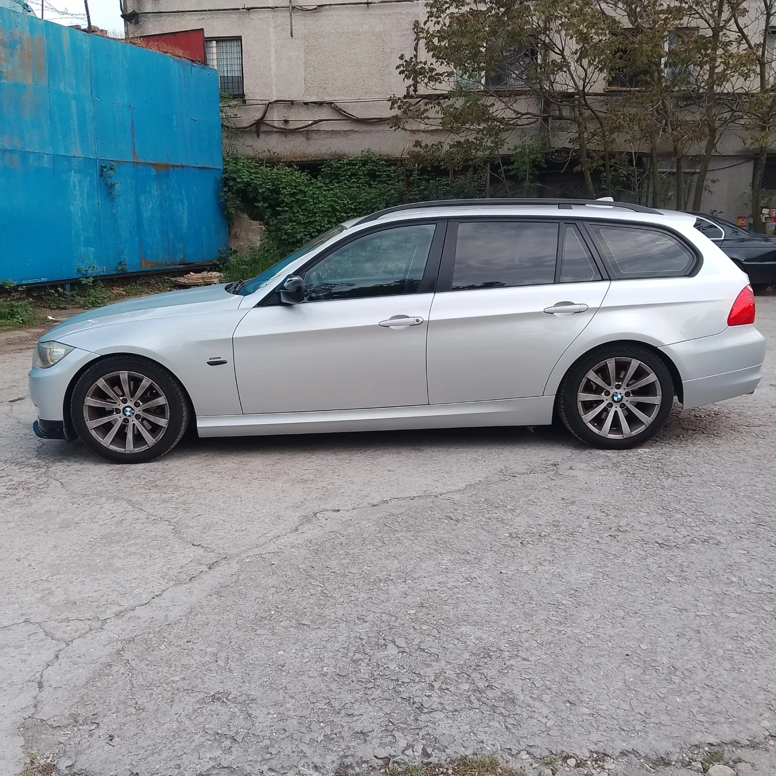 BMW 320 320D 177hp, снимка 6 - Автомобили и джипове - 54606201
