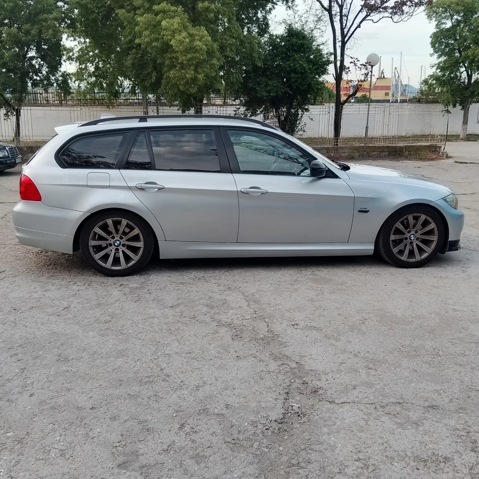 BMW 320 320D 177hp, снимка 5 - Автомобили и джипове - 54606201